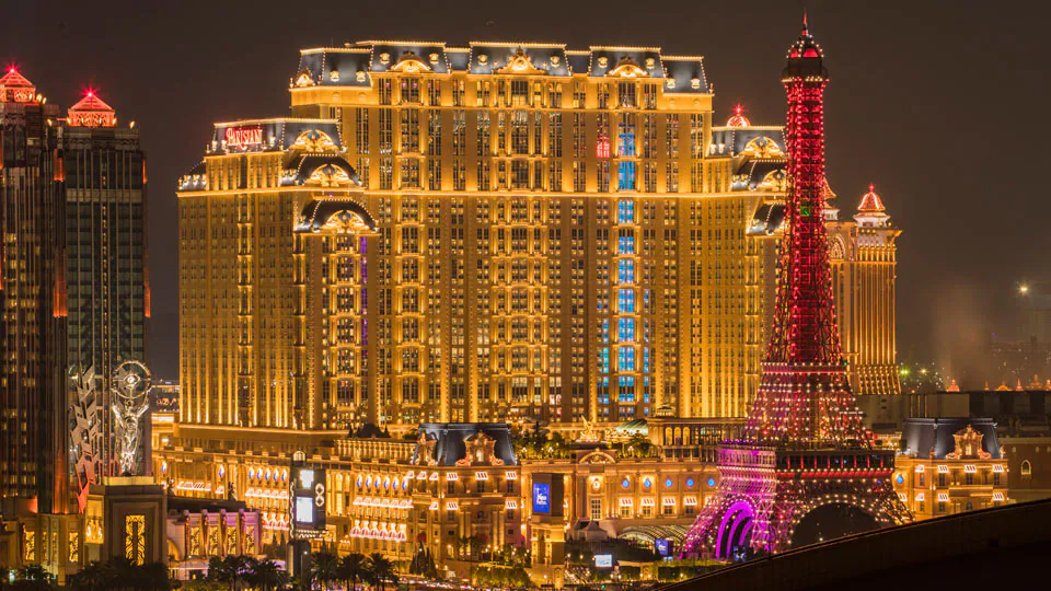 parisian macao